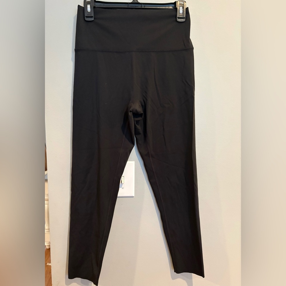 🍀Black High-Waisted Aerie Women's Leggings